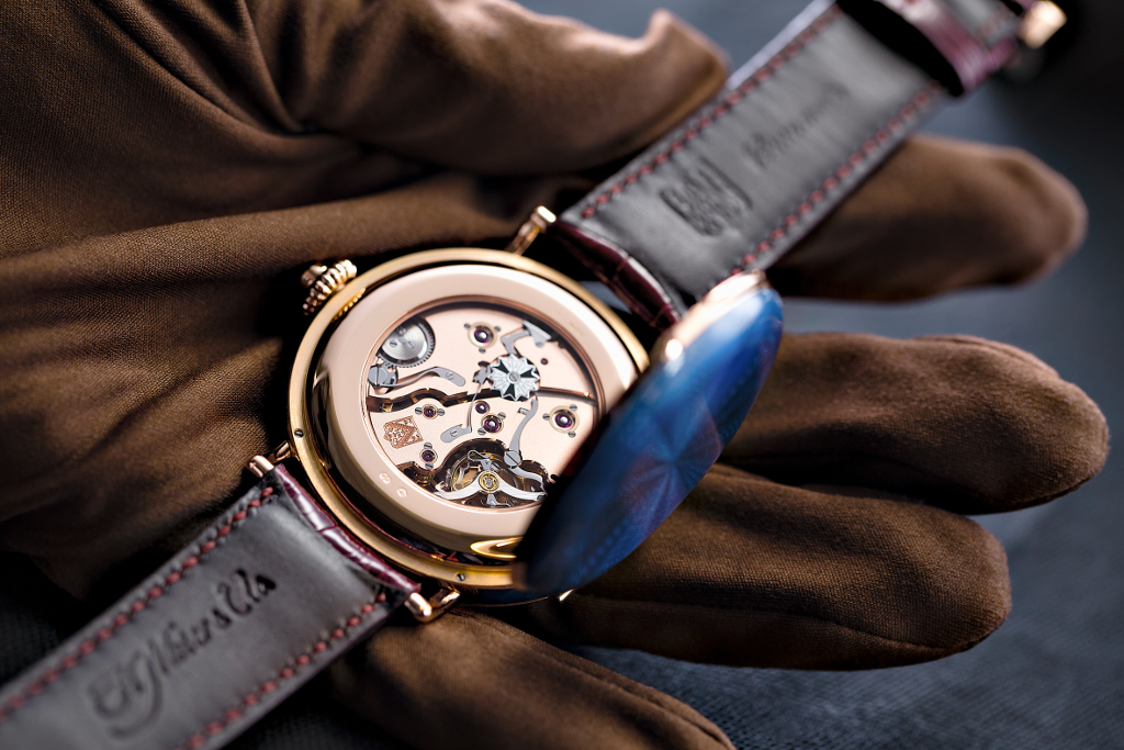 Perpetual_Calendar_Heritage_Limited_Edition_8341-0400_Back_RGB