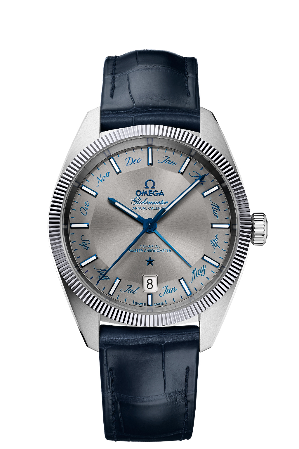 The Globemaste rhad undergone some changes, including a 2mm increase in its case diameter.