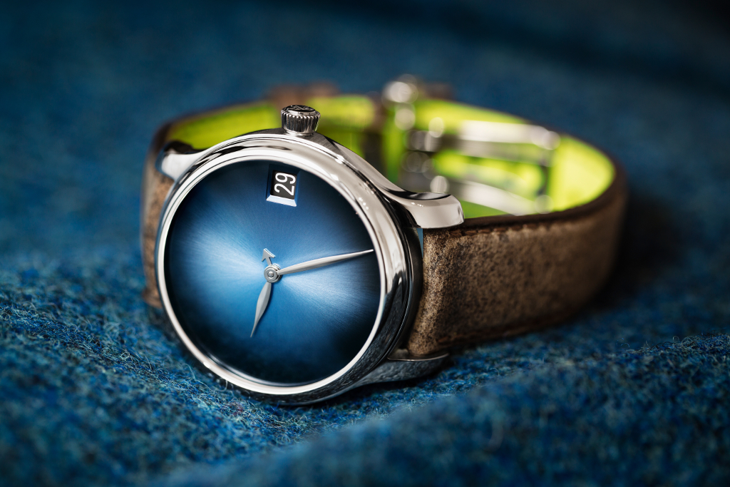 The H. Moser & Cie. Endeavour Perpetual Calendar Concept Funky Blue. 