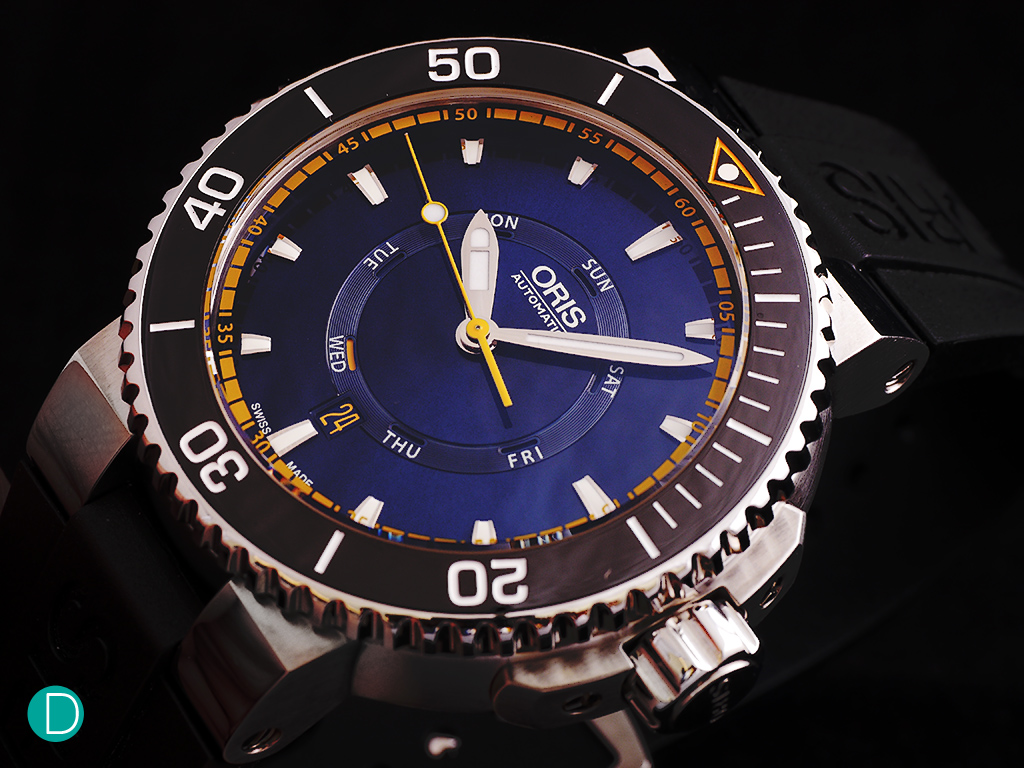 Oris Great Barrier Reef Limited Edition II. Clear legible markings on the dial and dive bezel. 