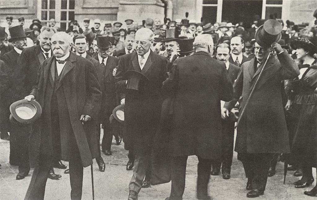 Heads of government wore frock coats at the formal signing of the Treaty of Versailles in 1919.