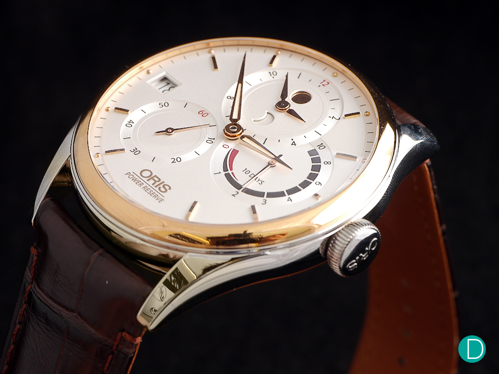 The 43mm Calibre 112 is a slightly large dress watch, in which it features some interesting case options.